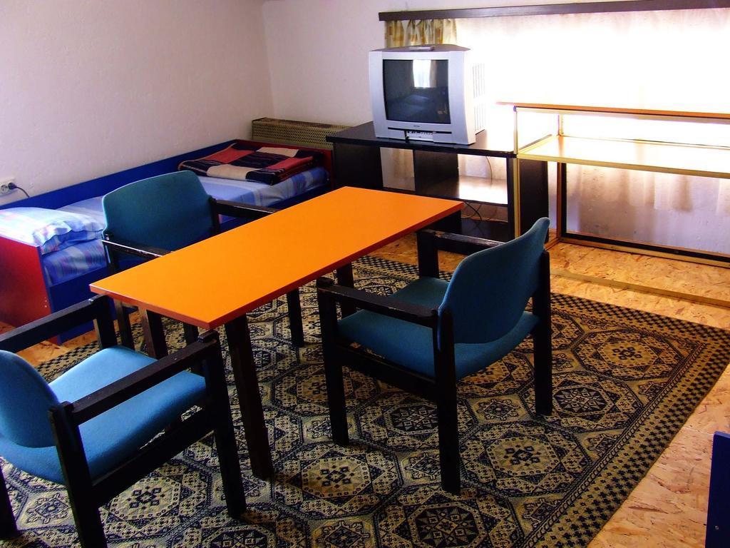 Hostel Domestika Bitola Phòng bức ảnh